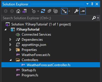 Screenshot des Projektmappen-Explorers mit erweitertem Wettervorhersagecontroller in einem F#-Web-API-Projekt.