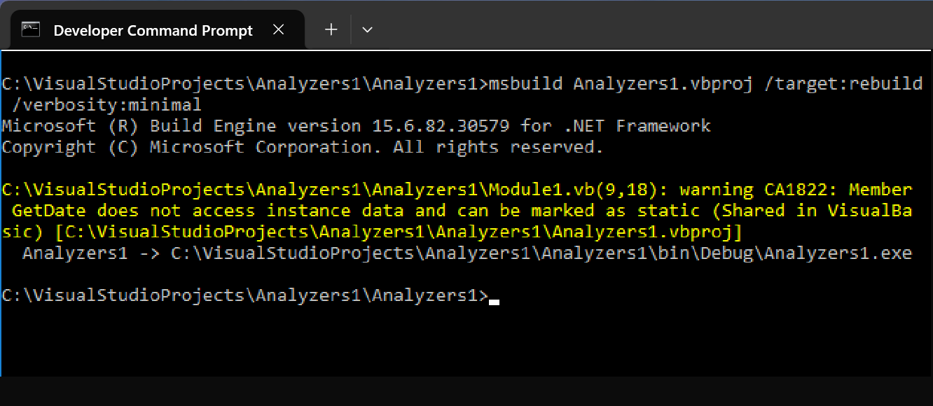 Skärmbild som visar MSBuild-utdata med en regelöverträdelse i en kommandotolk för utvecklare.